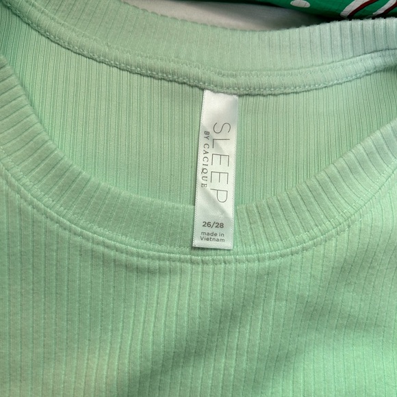 Women’s Cacique Soft Mint Scalloped Lounge Short Set Size 26/28 Plus Size - Picture 2 of 3